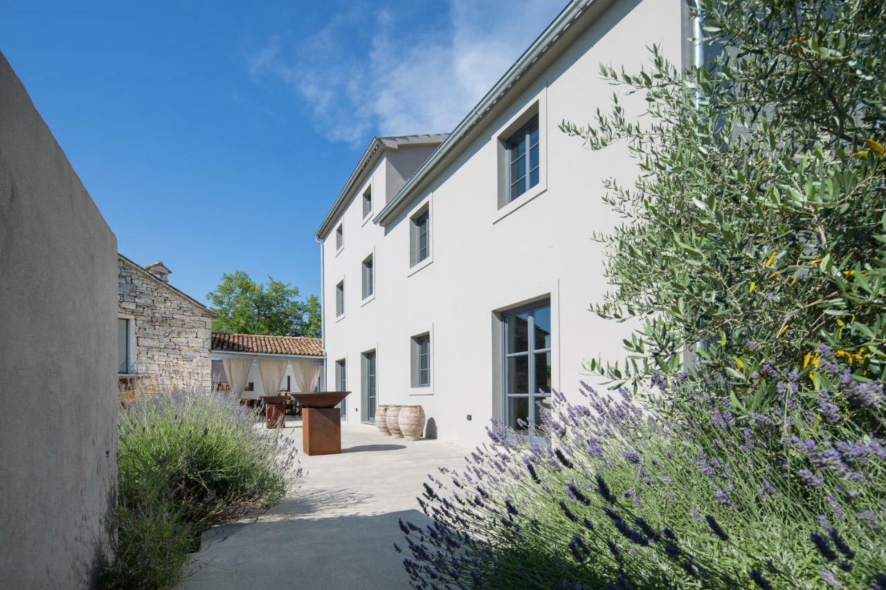 Br Villas By Rent Istria Radetići Buitenkant foto