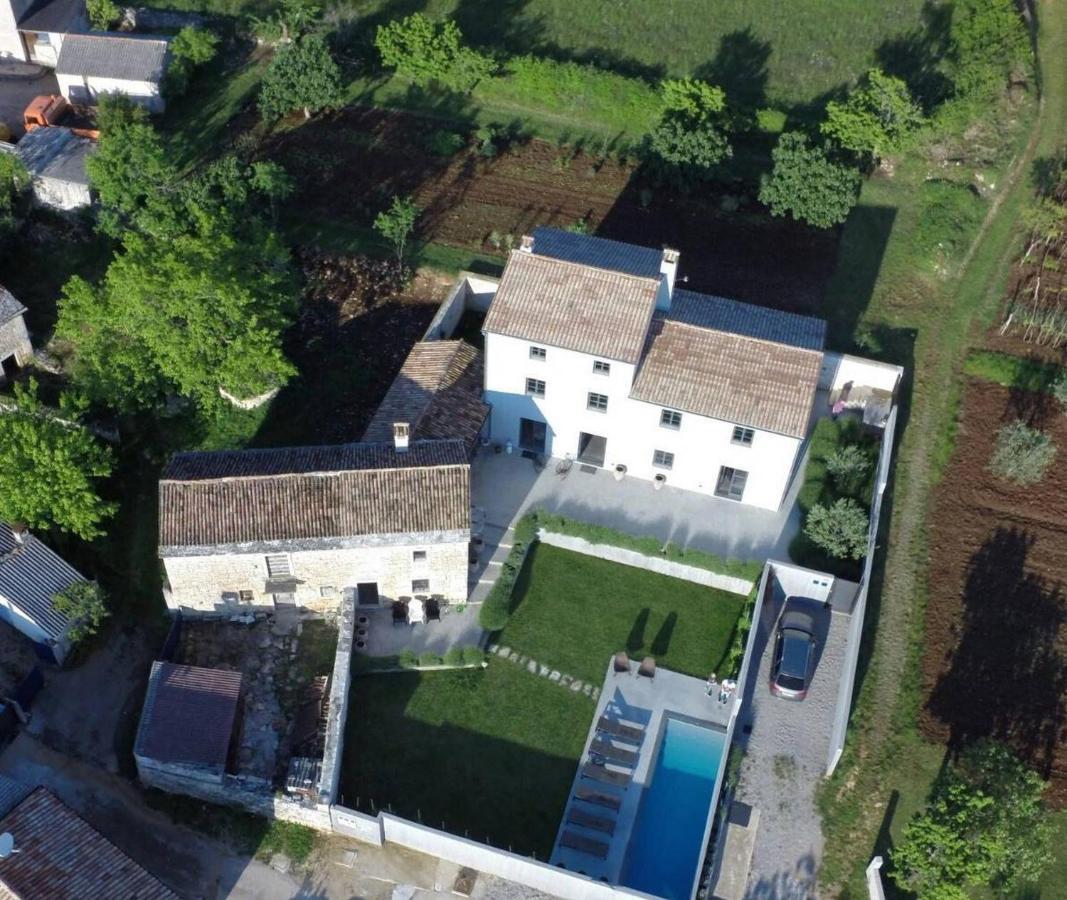 Br Villas By Rent Istria Radetići Buitenkant foto